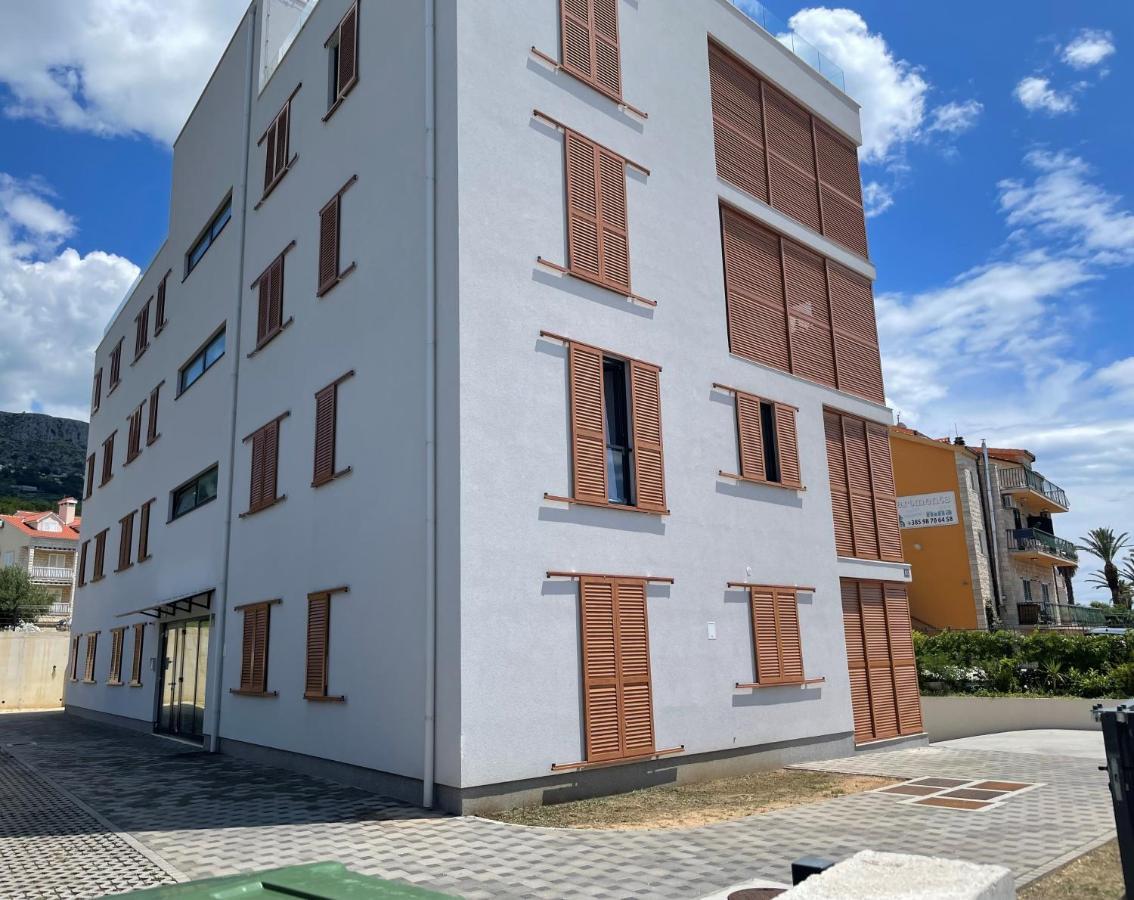 Studio Apartment Maris Podstrana Bagian luar foto